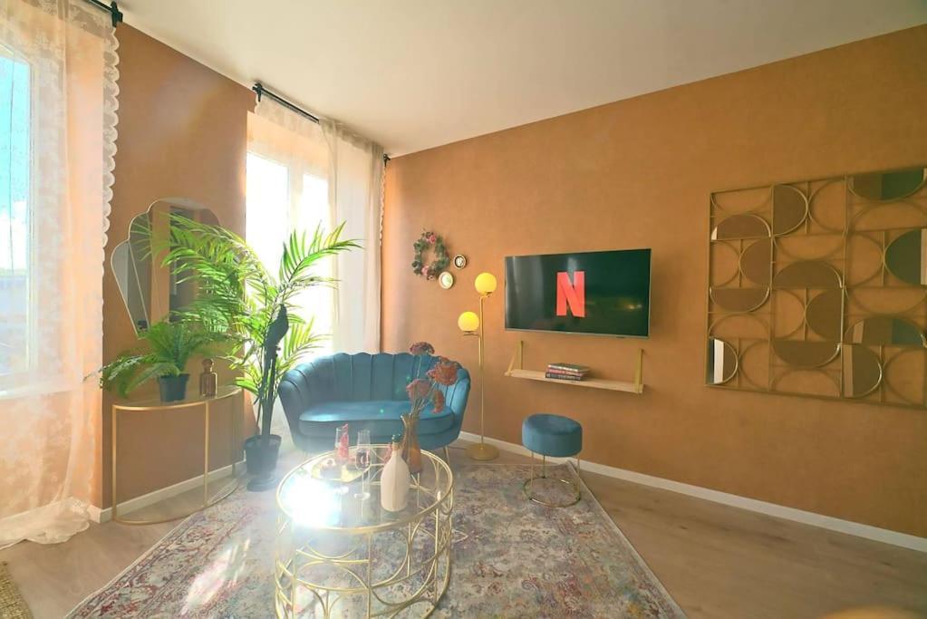 Luxury Room Jacuzzi Centre Ville Haut De Gamme Mulhouse Exterior photo